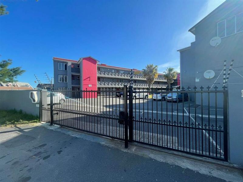 2 Bedroom Property for Sale in Ottery Western Cape